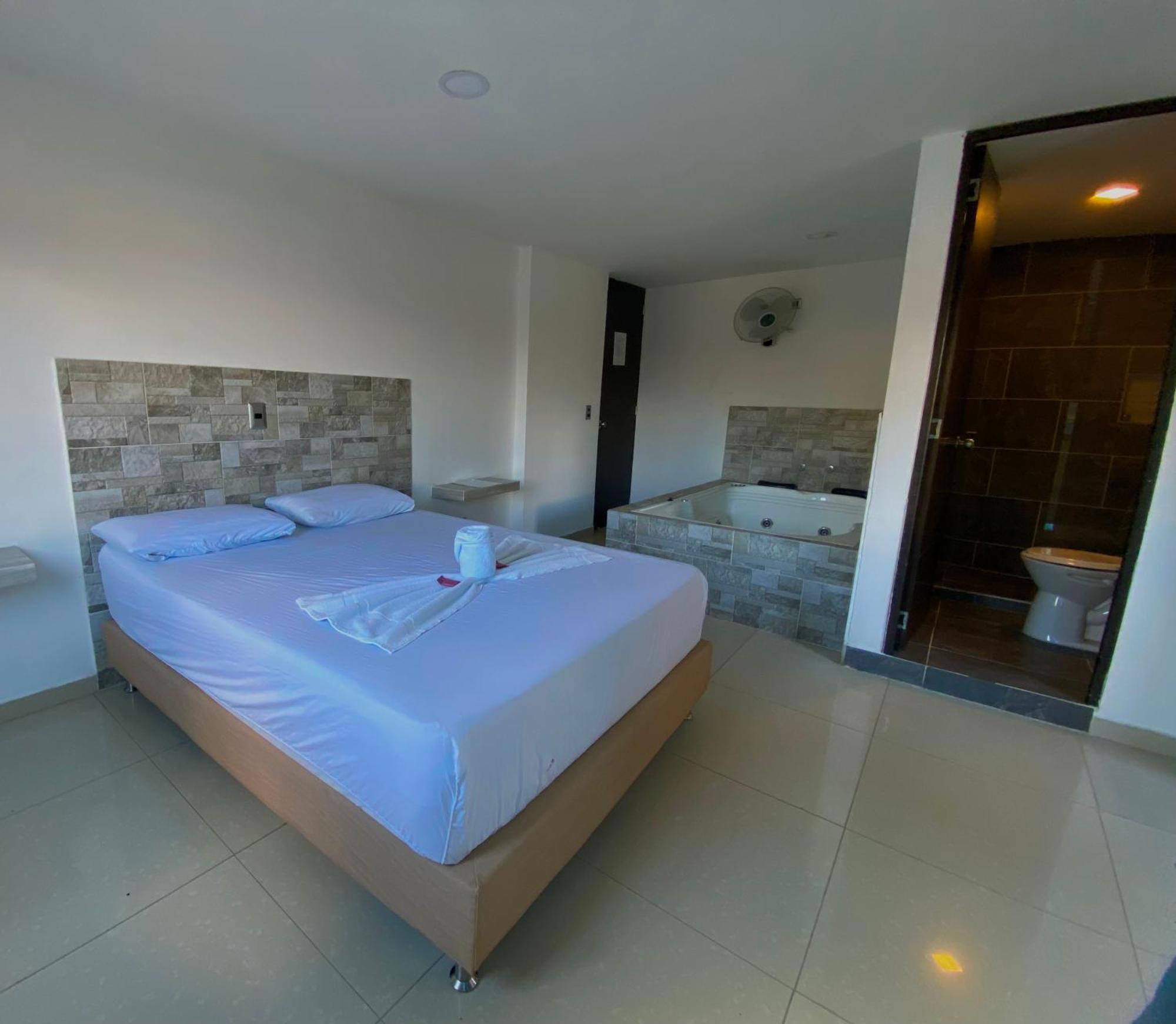 Hotel Buenos Aires Central ميديلين المظهر الخارجي الصورة