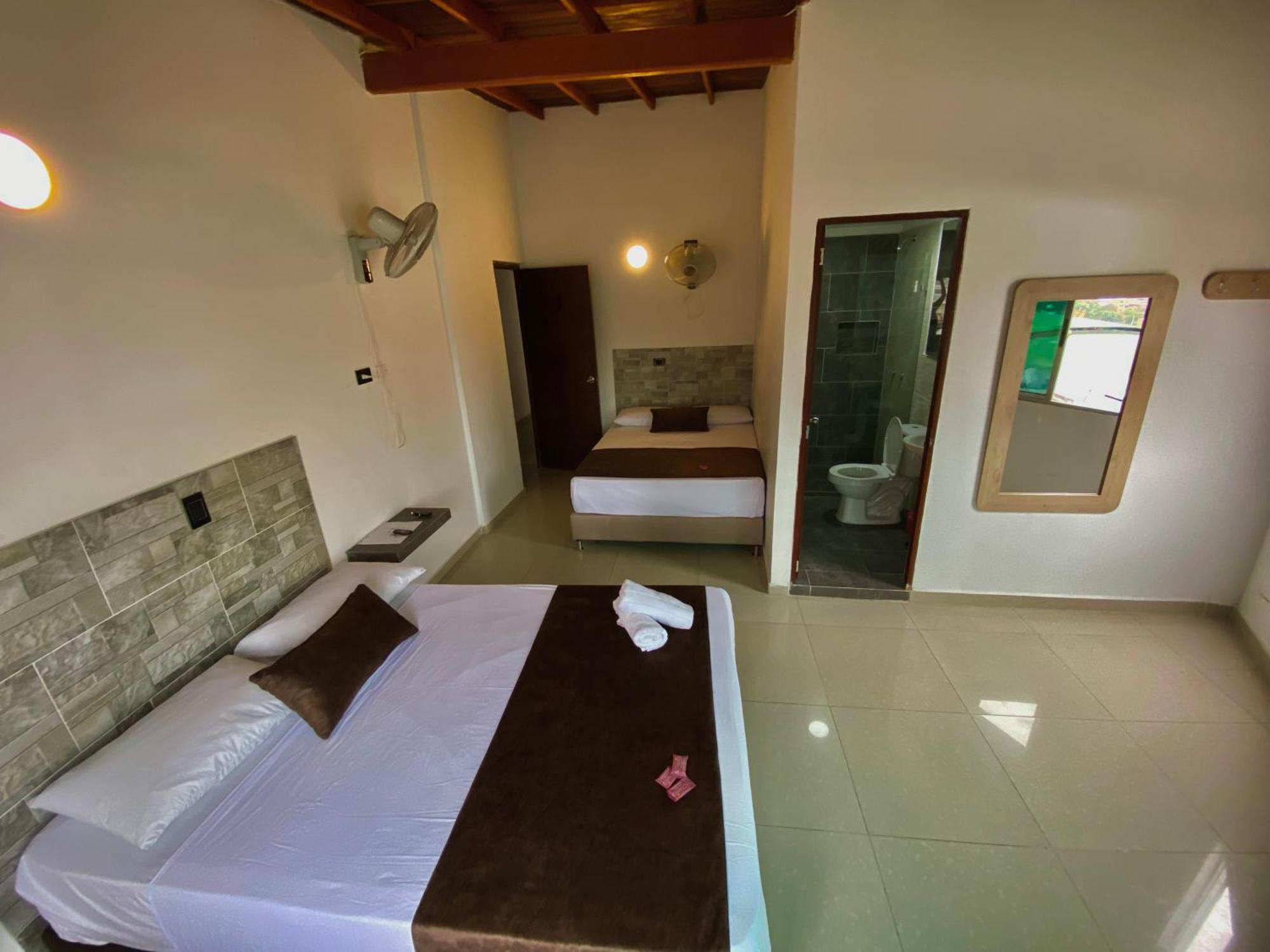Hotel Buenos Aires Central ميديلين المظهر الخارجي الصورة