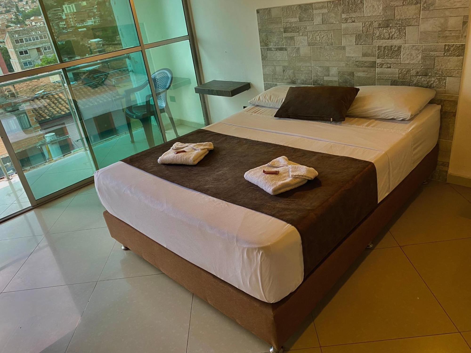 Hotel Buenos Aires Central ميديلين المظهر الخارجي الصورة